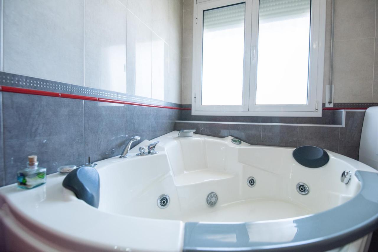 Villa Frente Al Mar L'Ampolla Zewnętrze zdjęcie